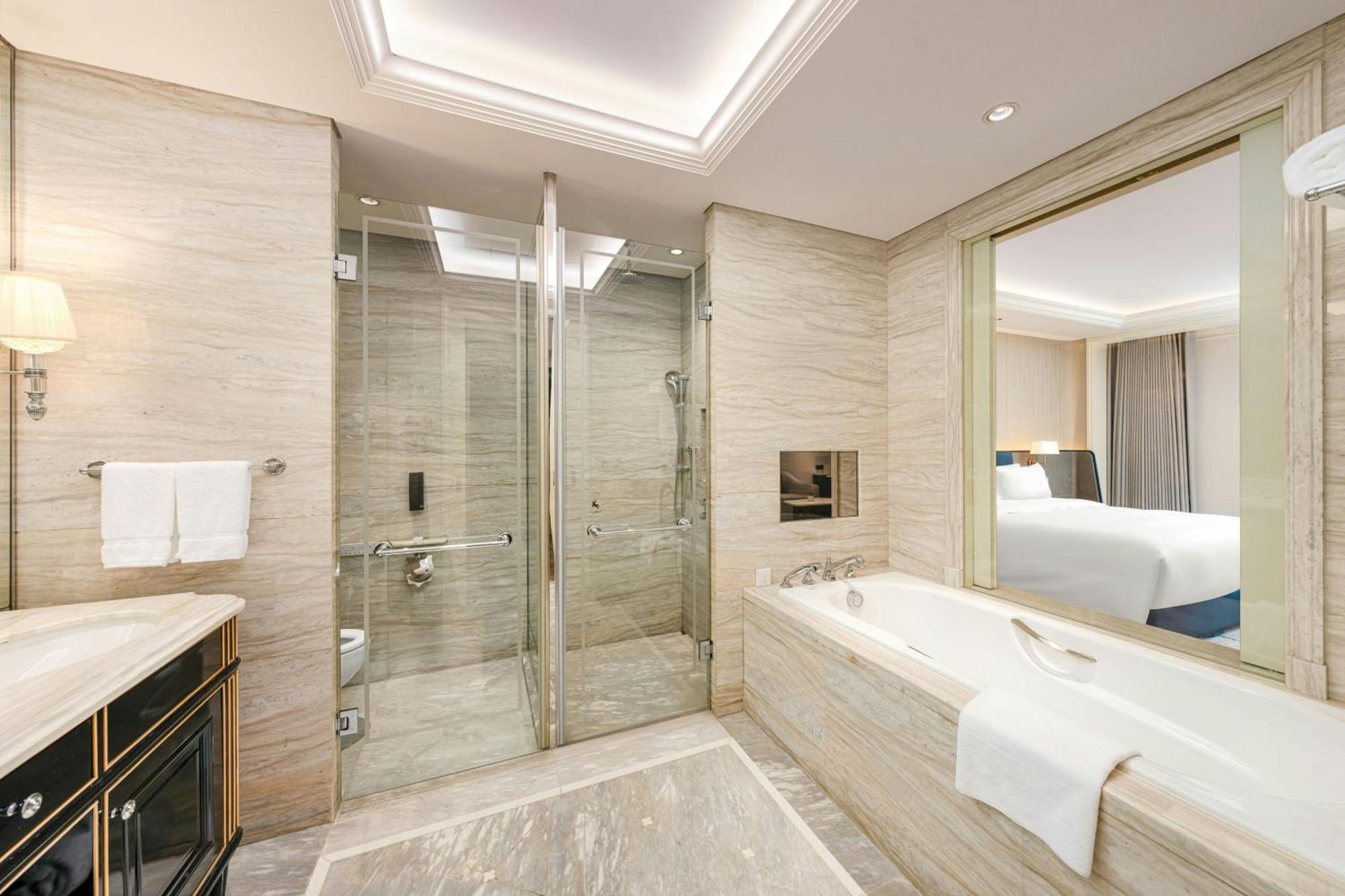 The Azure Qiantang, A Luxury Collection Hotel, Ханчжоу Экстерьер фото